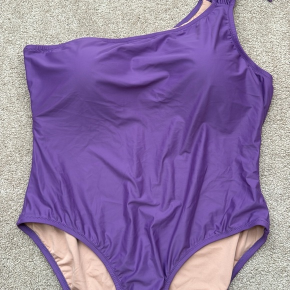 NWT J. Crew Asymmetrical Bow Purple One Shoulder One Piece Swimsuit Size 22 - Picture 3 of 10